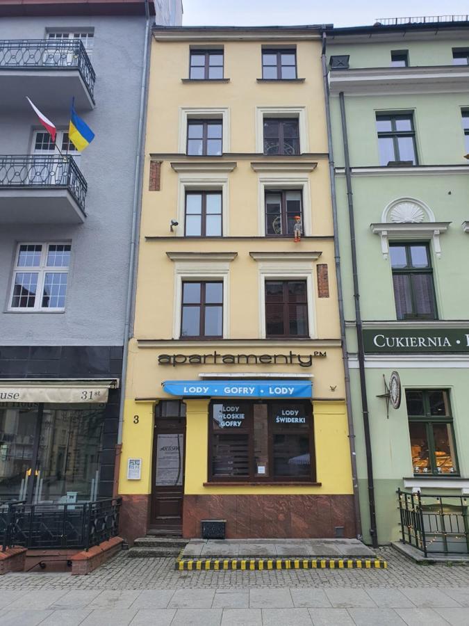 Apartament Z Widokiem Na Pomnik Kopernika - Rynek Staromiejski Stary Toruń Dış mekan fotoğraf