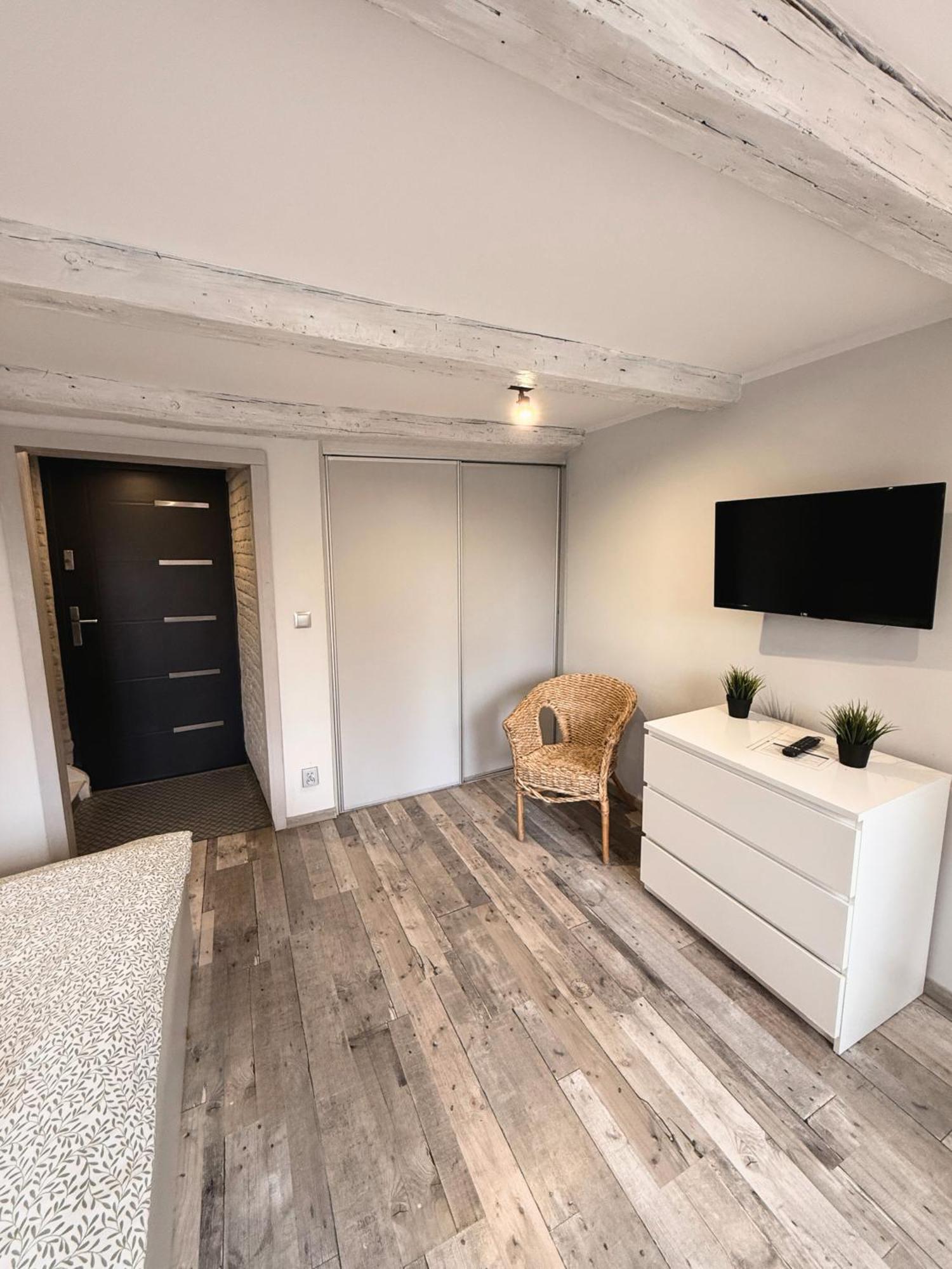 Apartament Z Widokiem Na Pomnik Kopernika - Rynek Staromiejski Stary Toruń Dış mekan fotoğraf