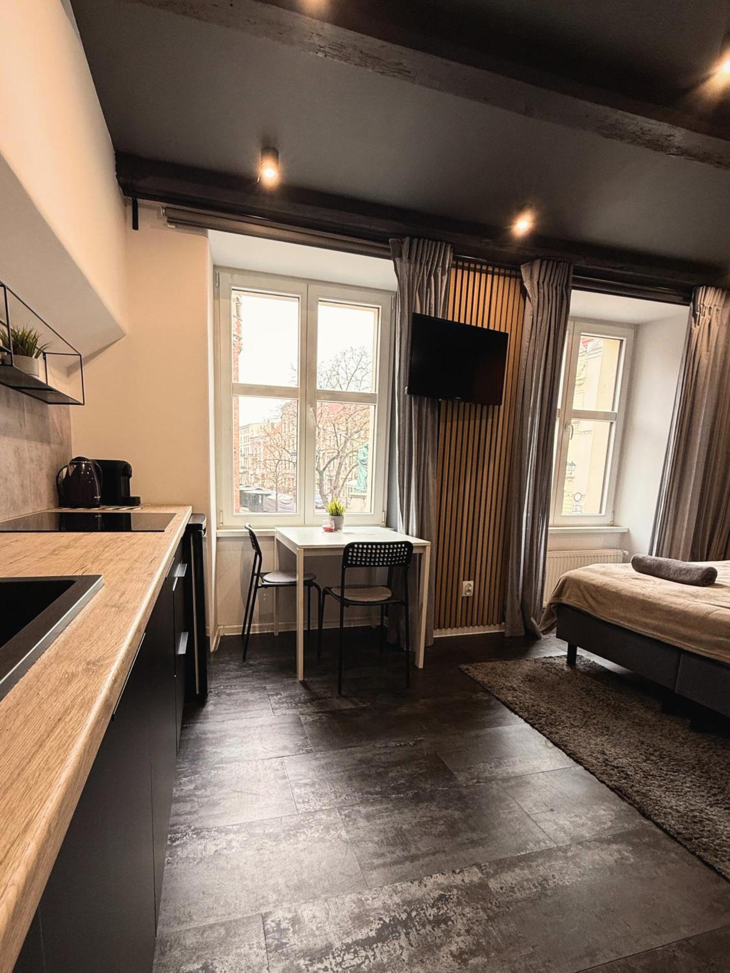 Apartament Z Widokiem Na Pomnik Kopernika - Rynek Staromiejski Stary Toruń Dış mekan fotoğraf