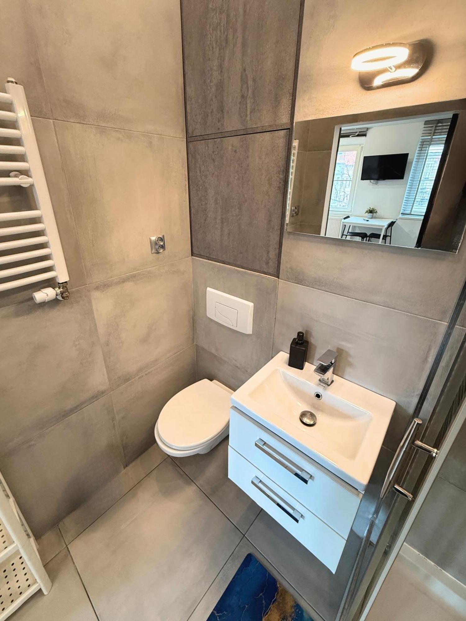 Apartament Z Widokiem Na Pomnik Kopernika - Rynek Staromiejski Stary Toruń Dış mekan fotoğraf